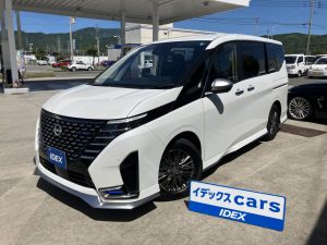 0707-569　セレナ